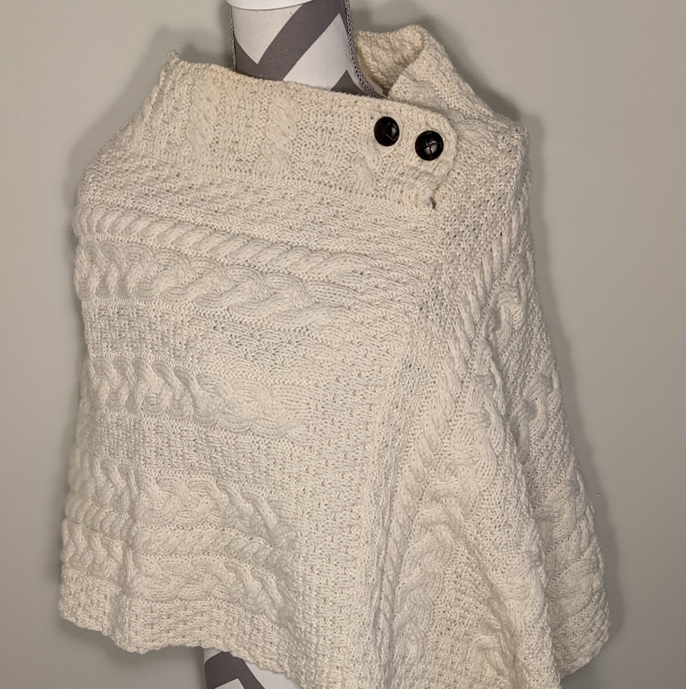 Carraig Donn Irish Wool Poncho